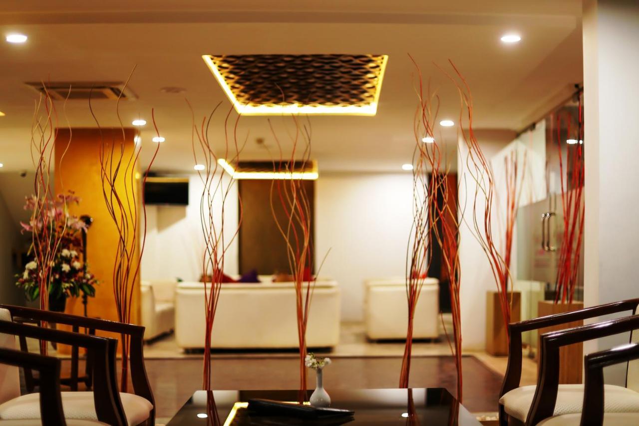 Icon Suites By Bhagini Bangalore Exterior photo