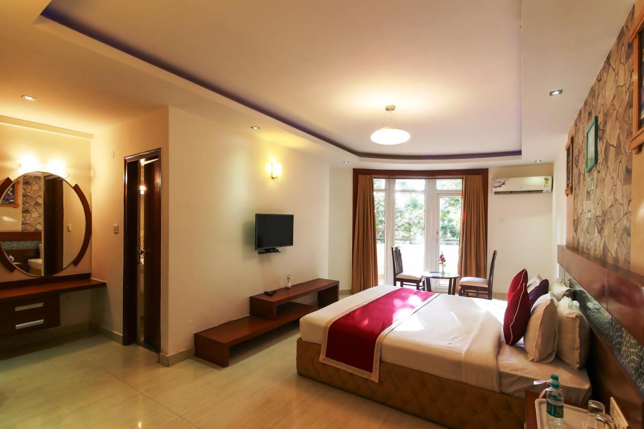 Icon Suites By Bhagini Bangalore Exterior photo