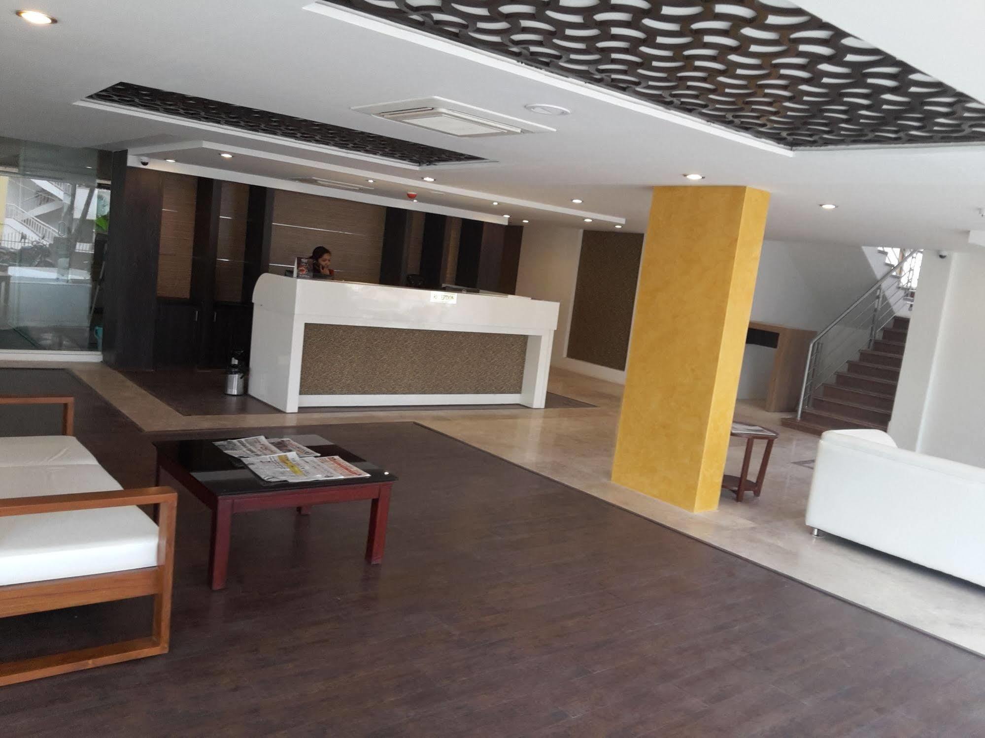 Icon Suites By Bhagini Bangalore Exterior photo