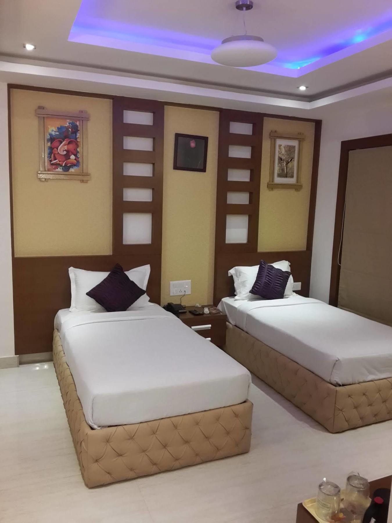 Icon Suites By Bhagini Bangalore Exterior photo